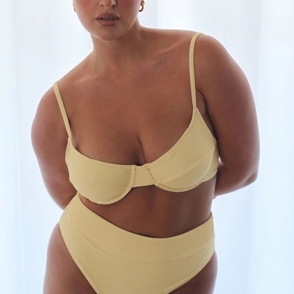 Zulu & Zephyr Signature Balconette Bra - Picture 4 of 8